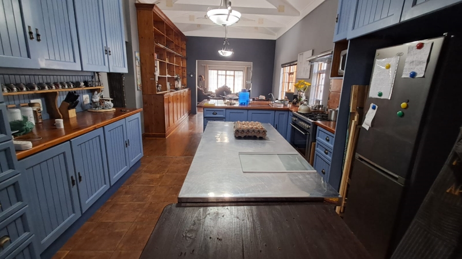 6 Bedroom Property for Sale in Parys Free State
